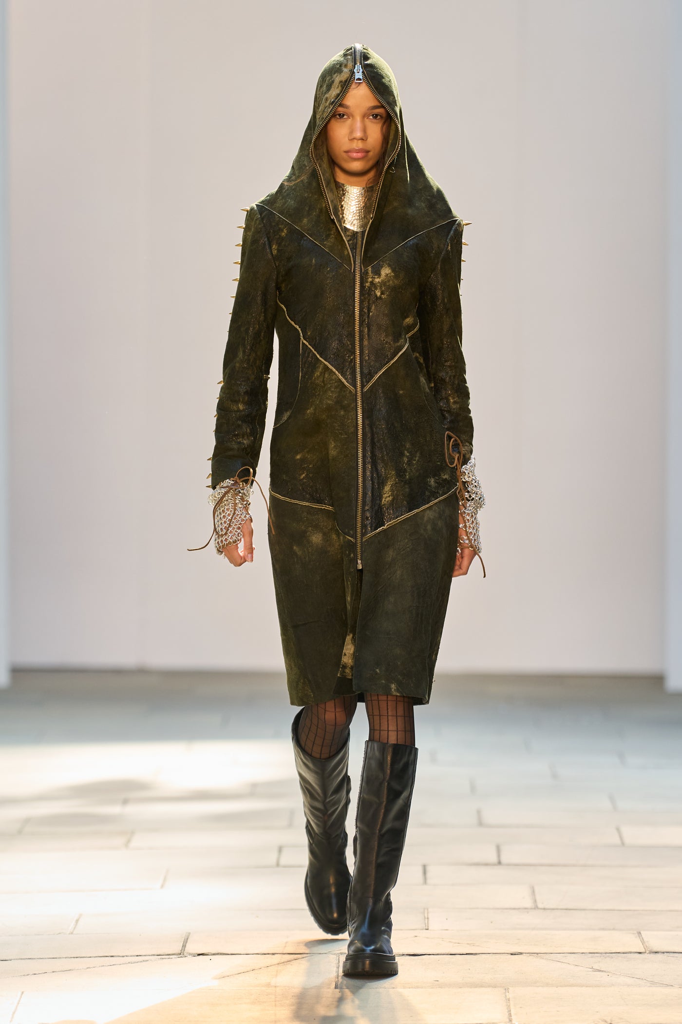THE KNIGHT LEATHER LONG COAT