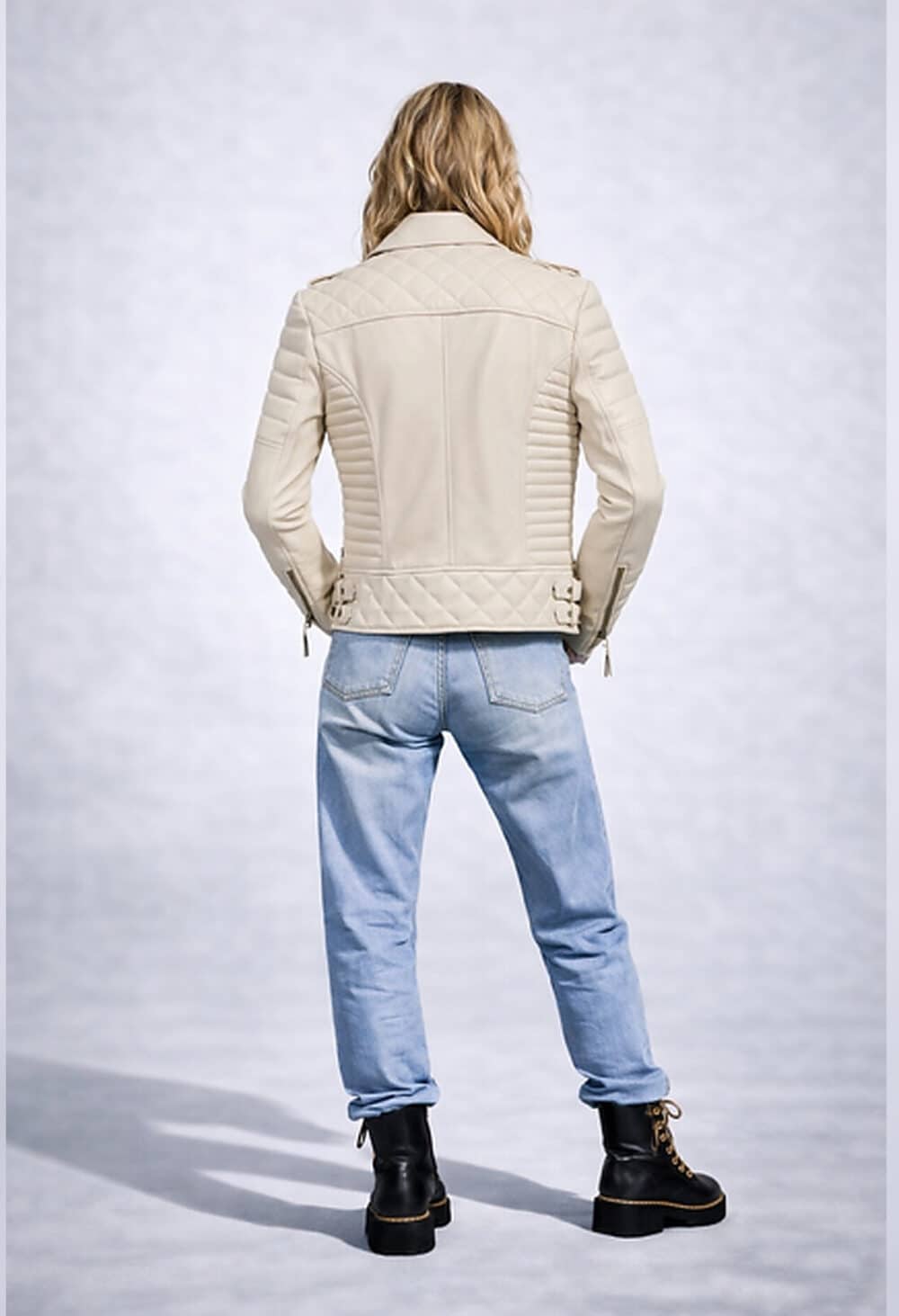 WB_HD_2000x2000_set2_3_FHD (1)