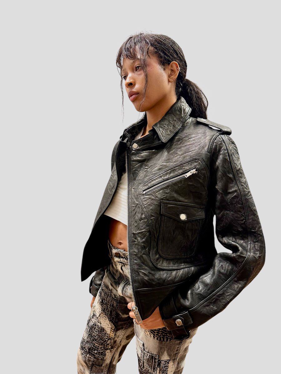 WhatsApp Image 2025-10-18 at 00.51.51(1)