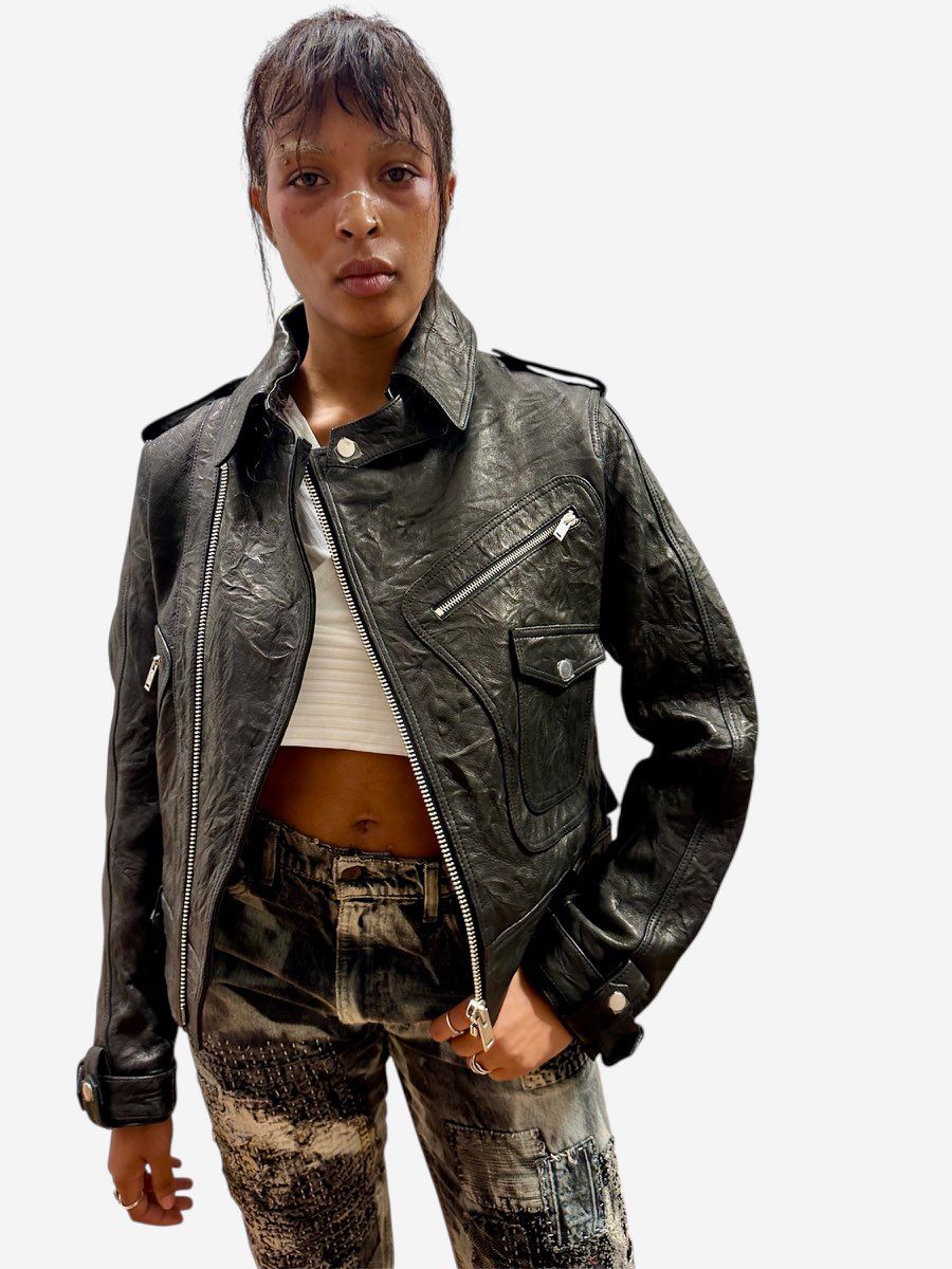 WhatsApp Image 2025-10-18 at 00.51.52(1)